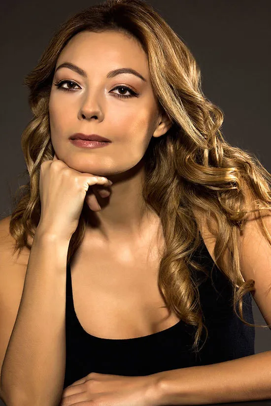 Özge Özder Sadakatsiz Dizisine Geri Dönüyor