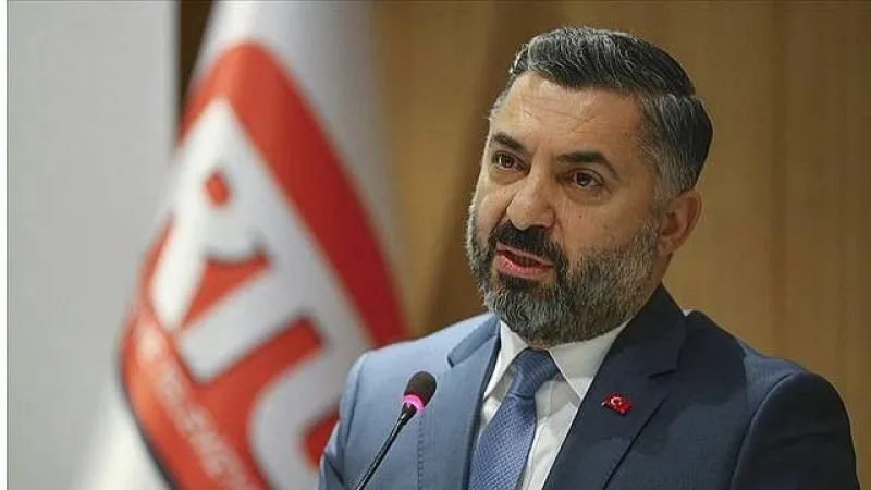 RTÜK Başkanı Şahin'in Çifte Maaş Pişkinliğine Tepki Yağdı
