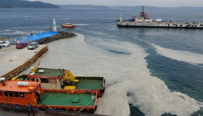 Belediyelerden Deniz Salyası Uyarısı! Tehlike Büyümeye Devam Ediyor