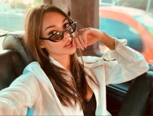 Dilan Çiçek Deniz: Aşık Olunca Mutlu Versiyonum Ortaya Çıkıyor