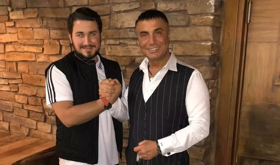 Şüpheli Gazi'nin 15 Temmuz'daki Görüntüleri Ortaya Çıktı: Fotoğrafımızı Çektin mi Abi?