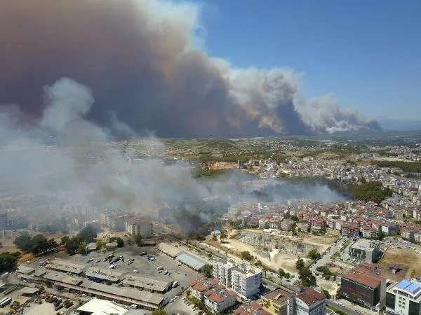 Manavgat Yangınından Yürekleri Yakan Kareler...