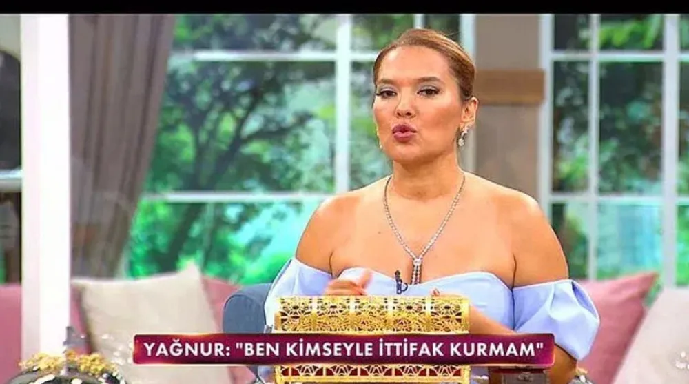 Demet Akalın, Okan Kurt'tan Aldığı Evlilik Teklifini Anlattı