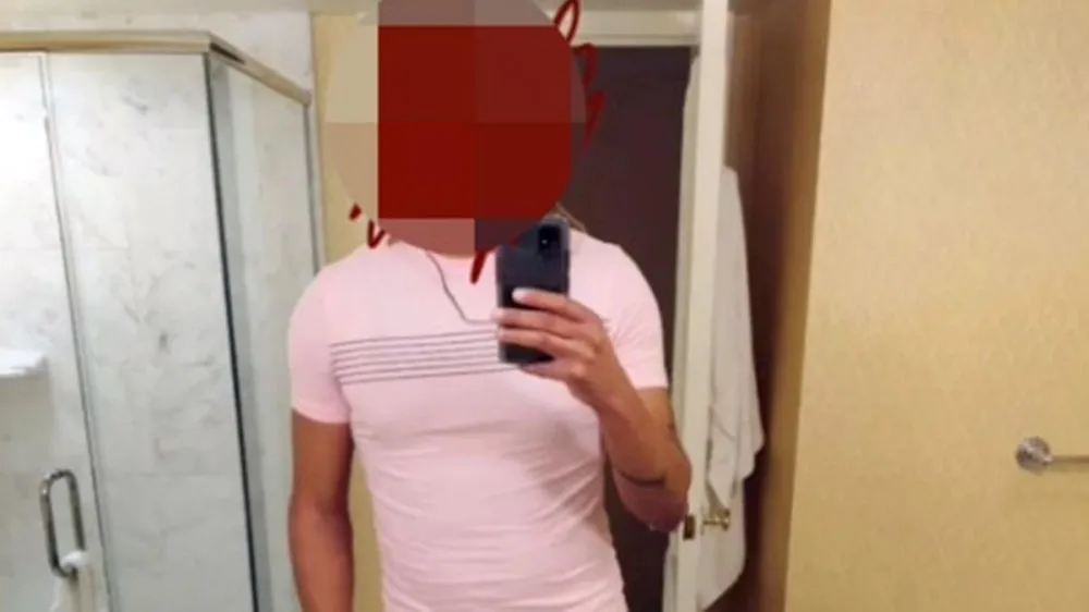 Kocasının Gönderdiği Fotoğraftaki Ayrıntı İhaneti Ortaya Çıkardı!