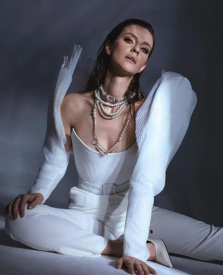İrem Helvacıoğlu Yeni Sevgilisiyle Sarmaş Dolaş Poz Verdi