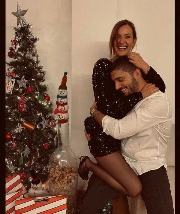 İrem Helvacıoğlu Yeni Sevgilisiyle Sarmaş Dolaş Poz Verdi