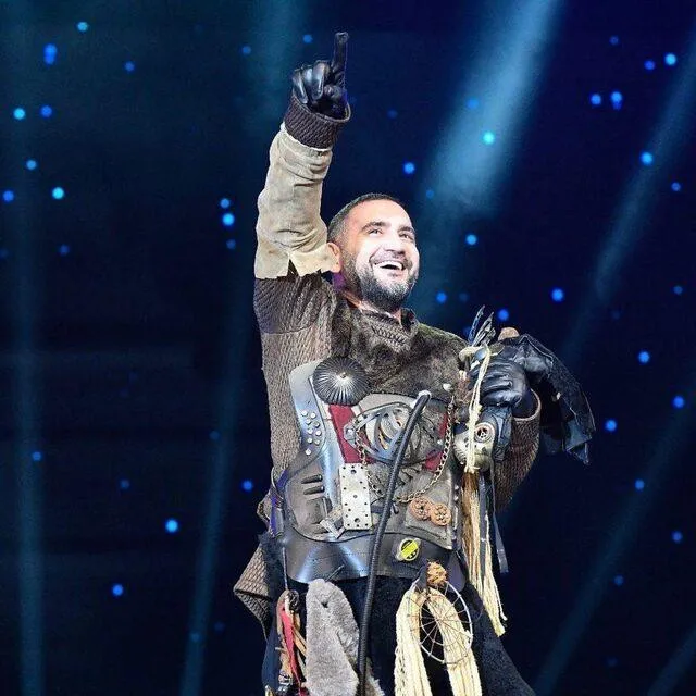 Maske Kimsin Sen: Aslan Dinozor, Ejderha ve Unicorn Kim Çıktı?