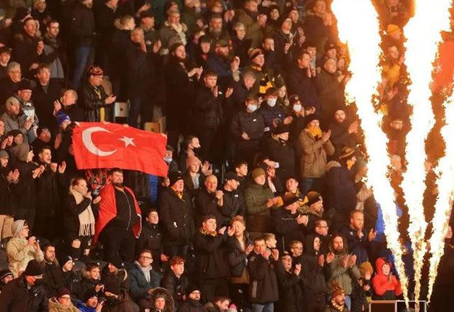Acun Ilıcalı'nın Yeni Hocası Şota Arveladze Oldu