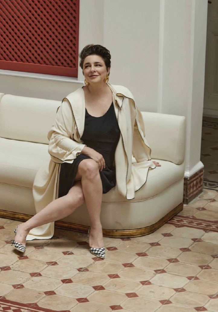 Esra Dermancıoğlu'nun Set Fotoğrafları Olay Yarattı