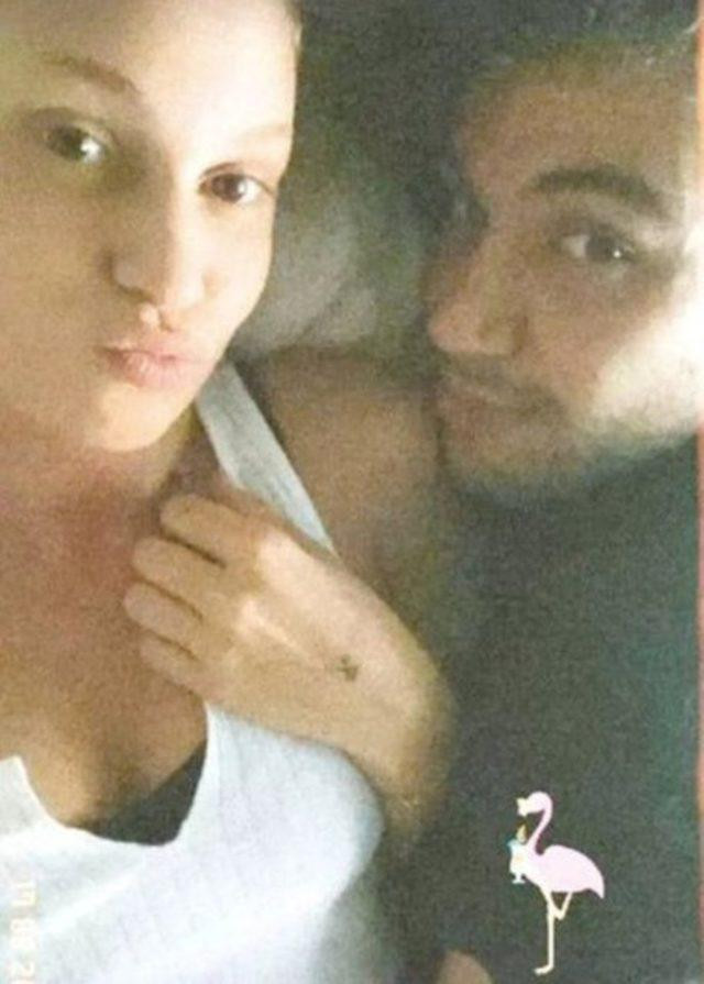 Farah Zeynep Abdullah ve Efe Çelik Aşkı Bitti