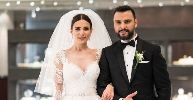 Boşanma İddiaları Ardından Buse Varol İmaj Değişikliğine Gitti