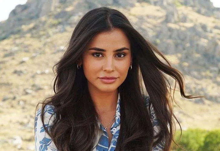 Gönül Dağı'nın Asuman'ı Hazal Çağlar'dan Berk Atan ile Samimi Pozlar...