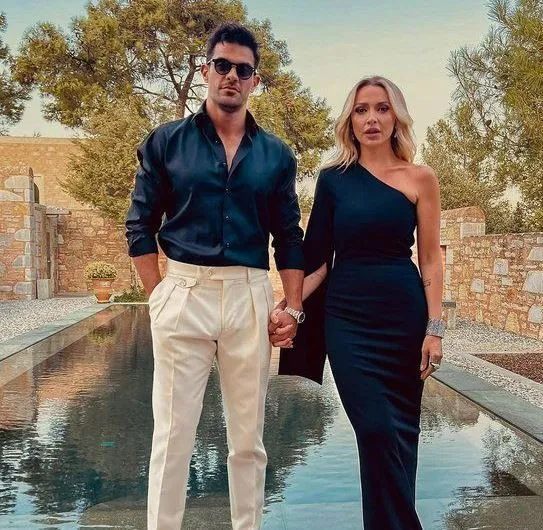 Hadise ve Mehmet Dinçerler Sessiz Sedasız Nikah Kıydı