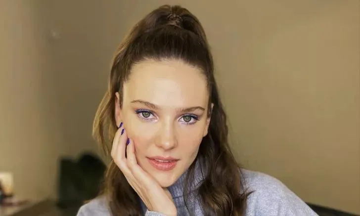 Alina Boz'dan Hayran Bırakan Poz: Güneş Gibi...