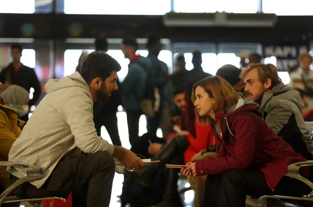 Disney Plus'ın İlk Türk İçeriği Belli Oldu: Kaçış'tan İlk Kareler Geldi