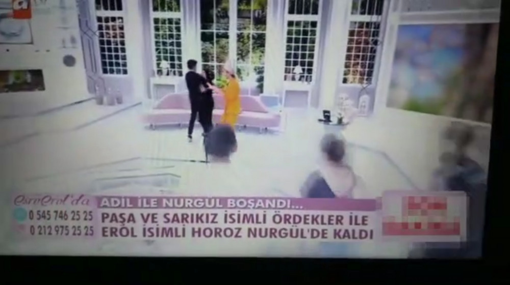 Canlı Yayında Eski Eşine Saldırdı: Esra Erol'da Şok Anlar