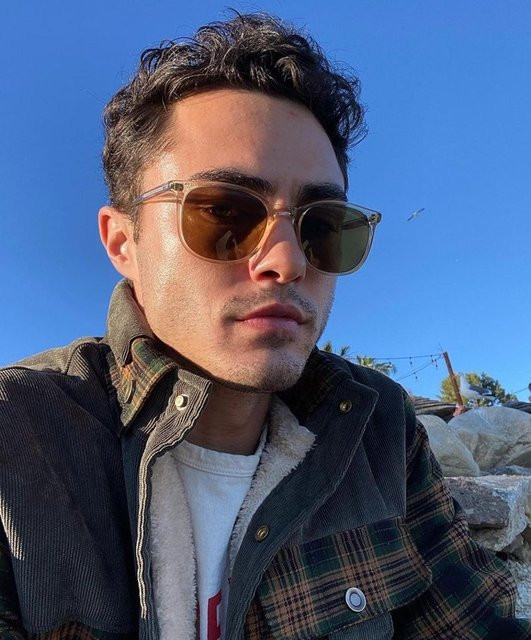 Victoria's Secret'ın İlk Erkek Modeli Darren Barnet Oldu