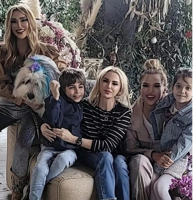 Seren Serengil 51'inci Yaş Gününü Kutladı! Fotoğraflardaki Filtre Olay Oldu!