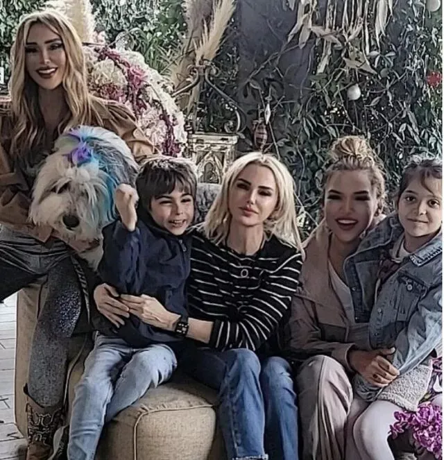 Seren Serengil 51'inci Yaş Gününü Kutladı! Fotoğraflardaki Filtre Olay Oldu!