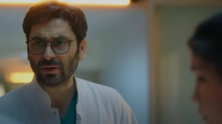 Kasaba Doktoru Bu Aşkam Başlıyor! Vildan Atasever Ekranlara Geri Dönüyor!