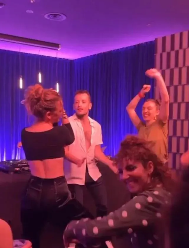 Kalça Dansıyla Olay Oldu Serenay Sarıkaya'ya Yorum Yağdı