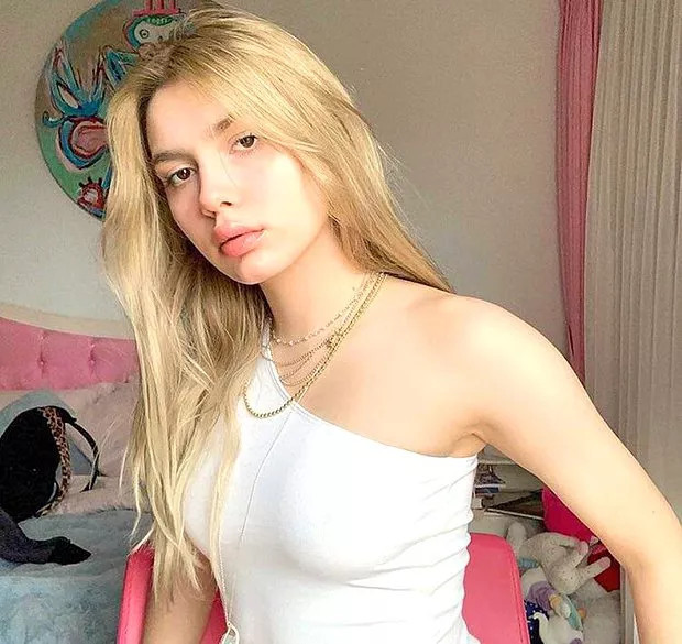 Aleyna Tilki ve Demet Akalın'dan Dünya Starı Tartışması Alevlendi