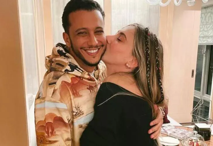 Şeyma Subaşı'nın Eski Sevgilisi Meedo Göndermelere Doyamıyor!