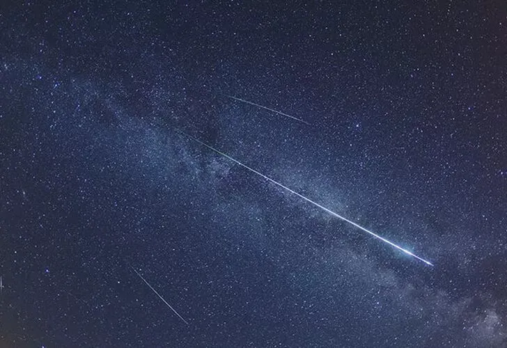 Meteor İddiası Sosyal Medyada Gündem Oldu: Hangi İllerde Meteor Görüldü?