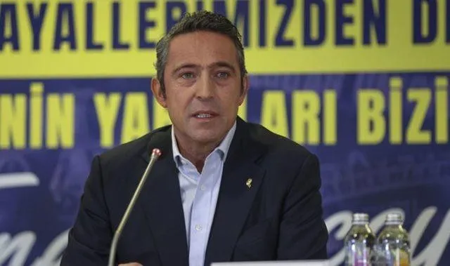 İmamoğlu'na Bir Darbe de Ali Koç'tan: Hangi Şehrin Belediye Başkanısın?