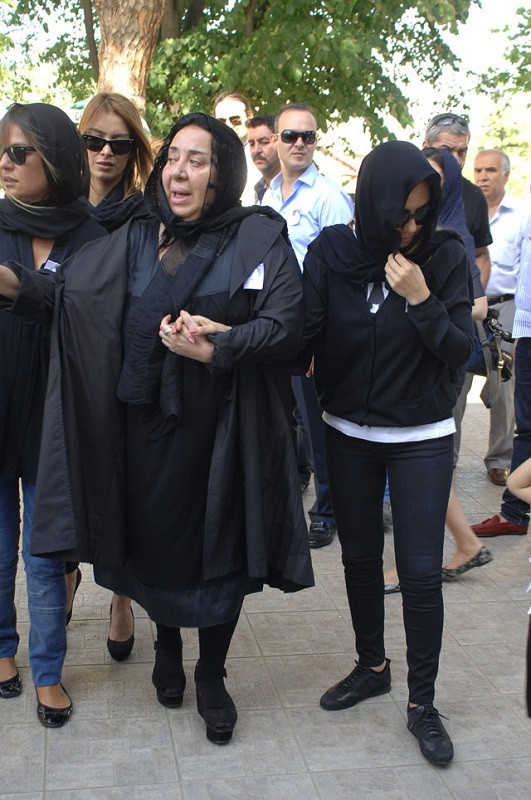 NUR YERLİTAŞ