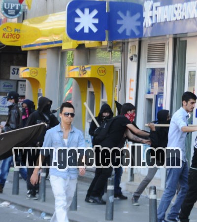 ZEYNEP ELİAÇIK 1 MAYIS MİTİNG FOTOĞRAFLARI!