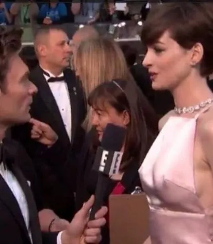 ANNE HATHAWAY'IN BU MİNİSİ ÇOK KONUŞULACAK