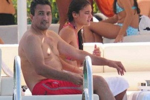 SURVIVOR MERVE SEVGİLİSİ NURETTİN KUTLU'YLA GÜNEŞLENİRKEN!