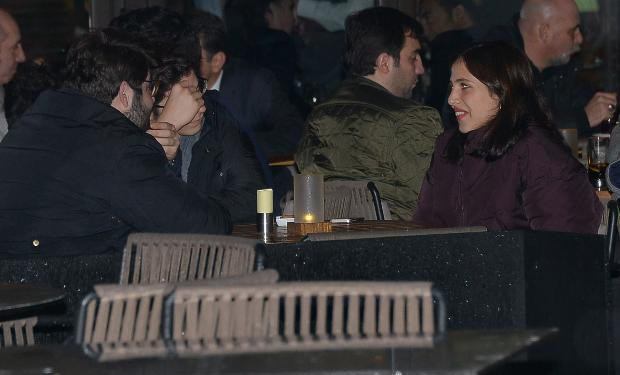 Zehra Çilingiroğlu sigara içerken yakalandı!