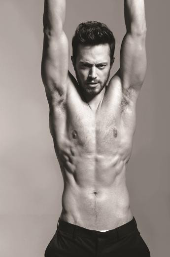 Murat Boz gay dergisine evet dedi