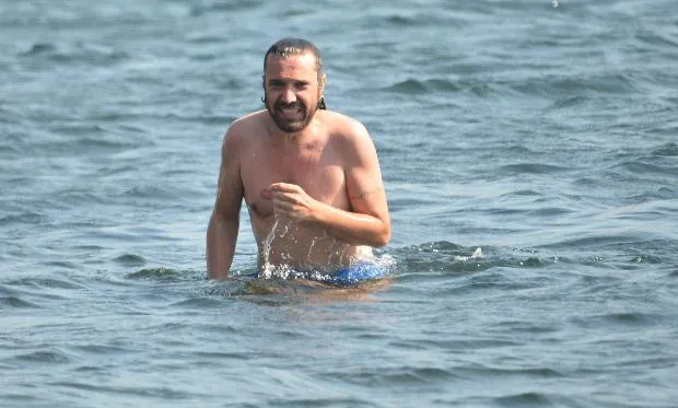 ŞAHAN, HALİL SEZAİ İLE UĞRAŞMAYA DEVAM EDİYOR!