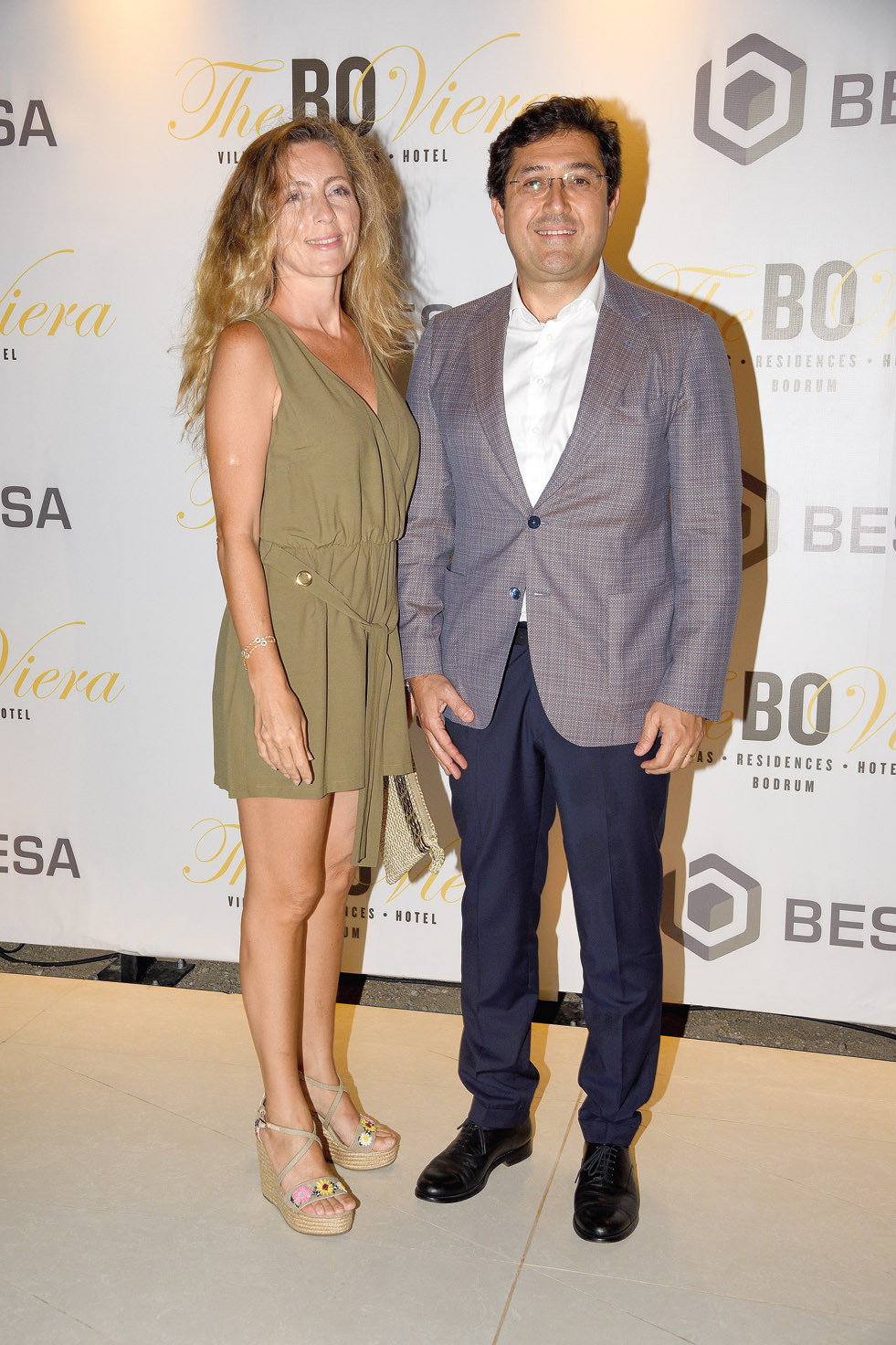 Murat Hazinedar'ın Eşi Özlem Hazinedar İYİ Parti'ye Katıldı - Resim: 1