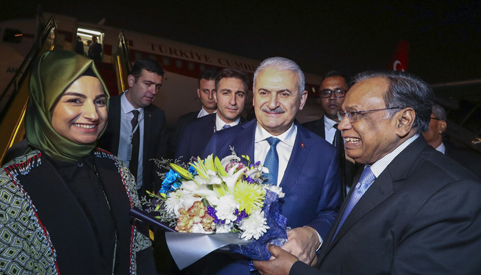 Başbakan Binali Yıldırım'a kızı Büşra Bahar Köylübay da eşlik etti - Resim: 1