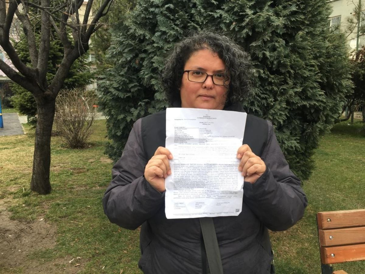 İş İlanıyla Tanıştı, Aşık Oldu, 25 Bin TL Dolandırıldı - Resim: 1