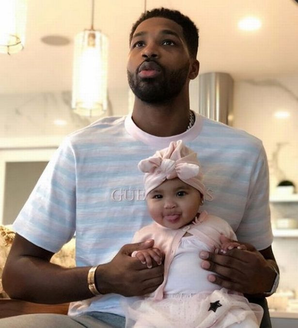 Tristan Thompson Khloe Kardashian'ı öpmeye çalıştı - Resim: 2