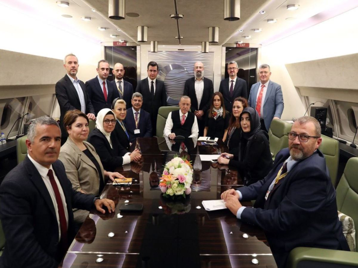 FETÖ'den Soruşturma Açılan Melih Gökçek'in Erdoğan Şifresi Ne? - Resim: 1