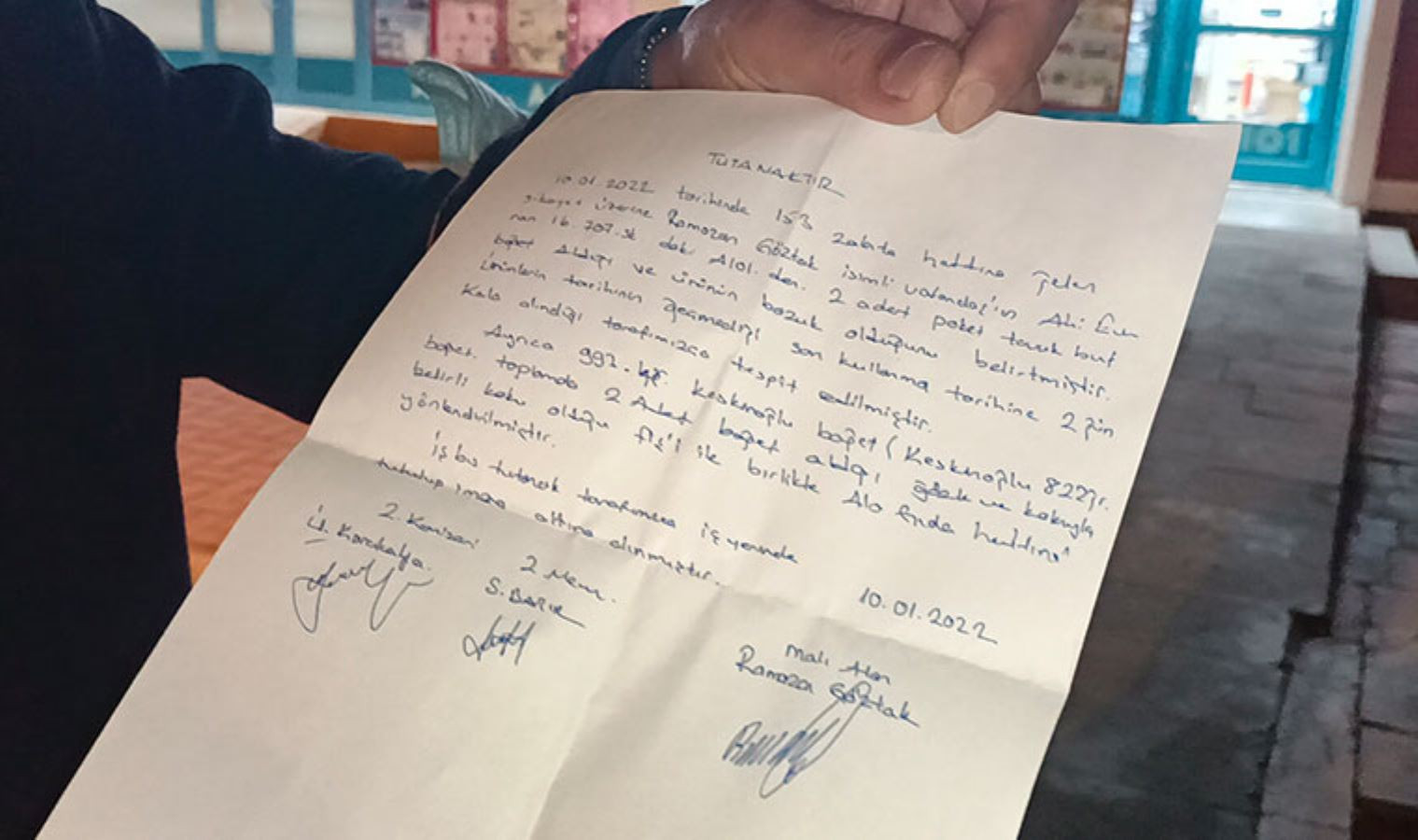 A101'de Bozuk Gıda Skandalı: Aldığı Tavuk Koktu, Market Ne Yaptı? - Resim: 1