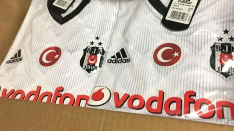 Basına sızan Beşiktaş formasındaki detay taraftarı kızdırdı - Resim: 1