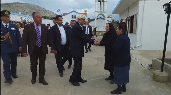 Yunanistan Ege'deki Türk adalarına Bizans bayrağı dikti - Resim: 2