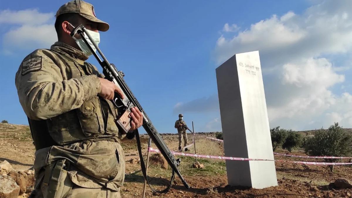 Göbeklitepe'deki Monolitin Altından Türkiye Uzay Ajansı'nın Reklamı Çıktı - Resim: 1