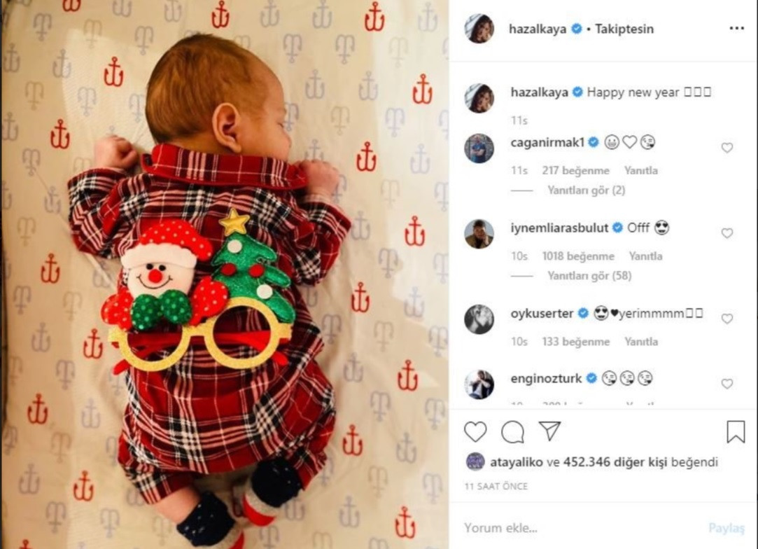 Oyuncu Hazal Kaya oğlu Fikret Ali'nin ilk fotoğrafını paylaştı - Resim: 1