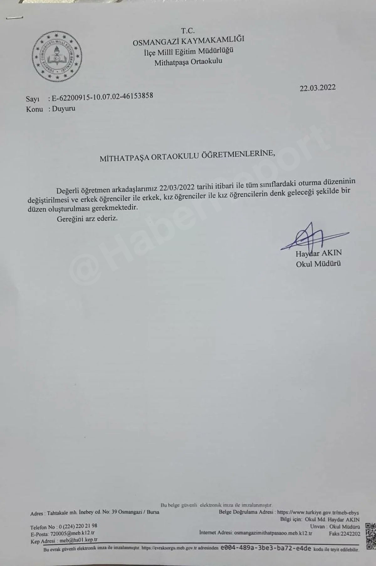 Ortaokul Müdüründen Skandal Talimat: Kız ve Erkek Öğrenciler Birlikte Oturmayacak - Resim: 1