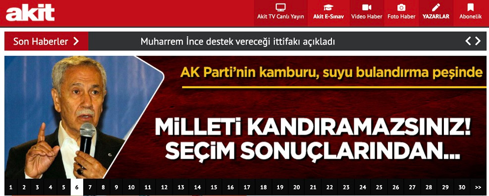 Yobaz Akit Bülent Arınç'a Saldırdı: AKP'nin Kamburu... - Resim: 1