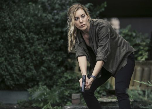 Sinem Kobal Yüz Yüze için polis oldu - Resim: 1