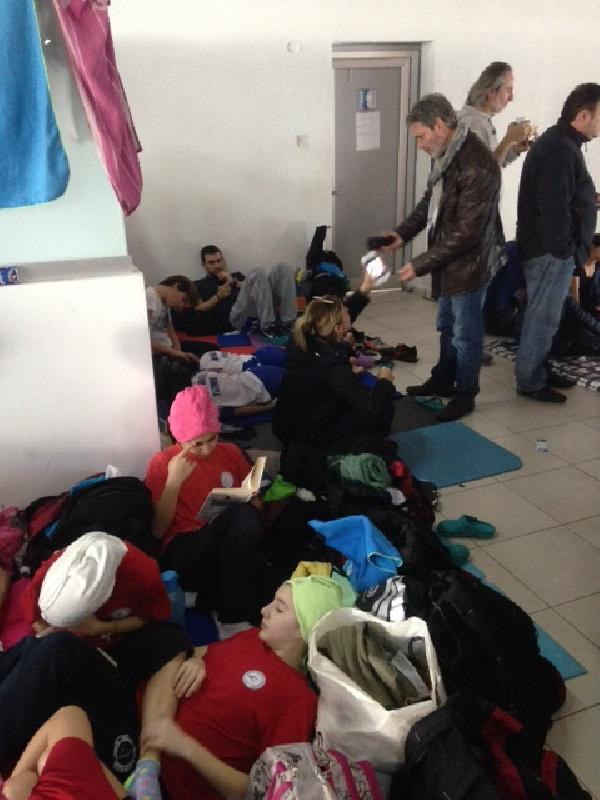 Burhan Felek yüzme havuzunda müthiş skandal! - Resim: 2